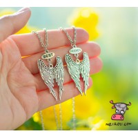 Кулон для двоих друзей "Best Friends. Серебряные крылья.  Цена за набор
